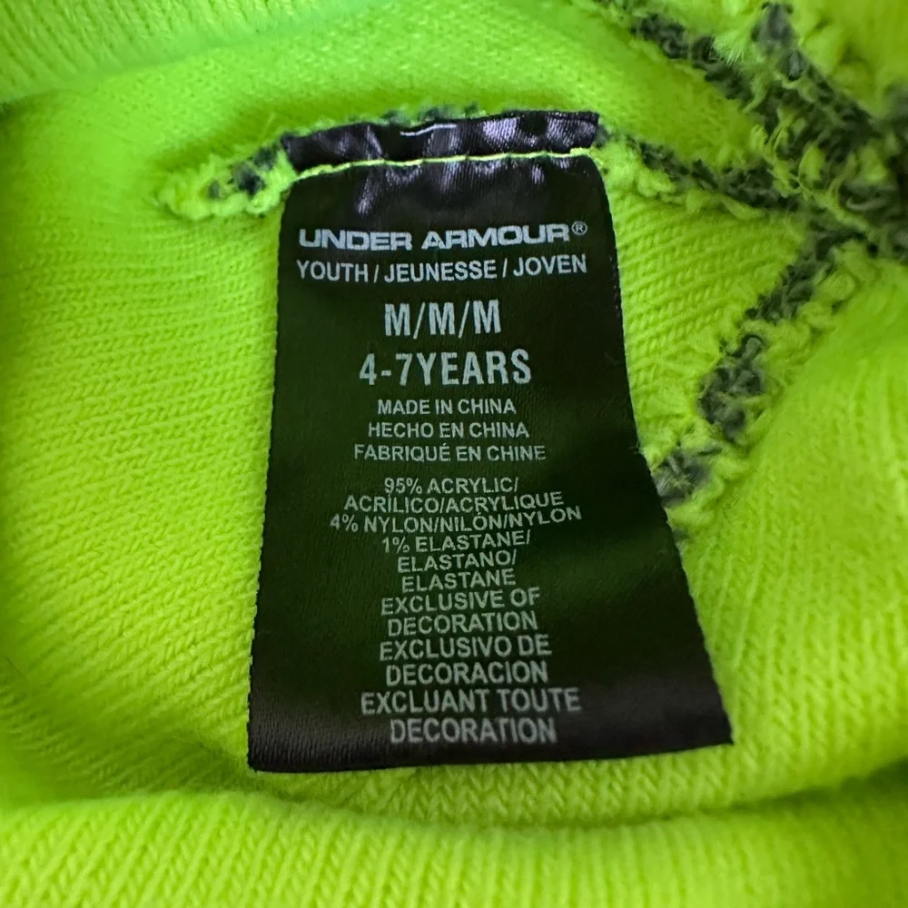 Under Armour Winter Boys Hat Sz M (4/7) NWOT Black Grey Neon Green